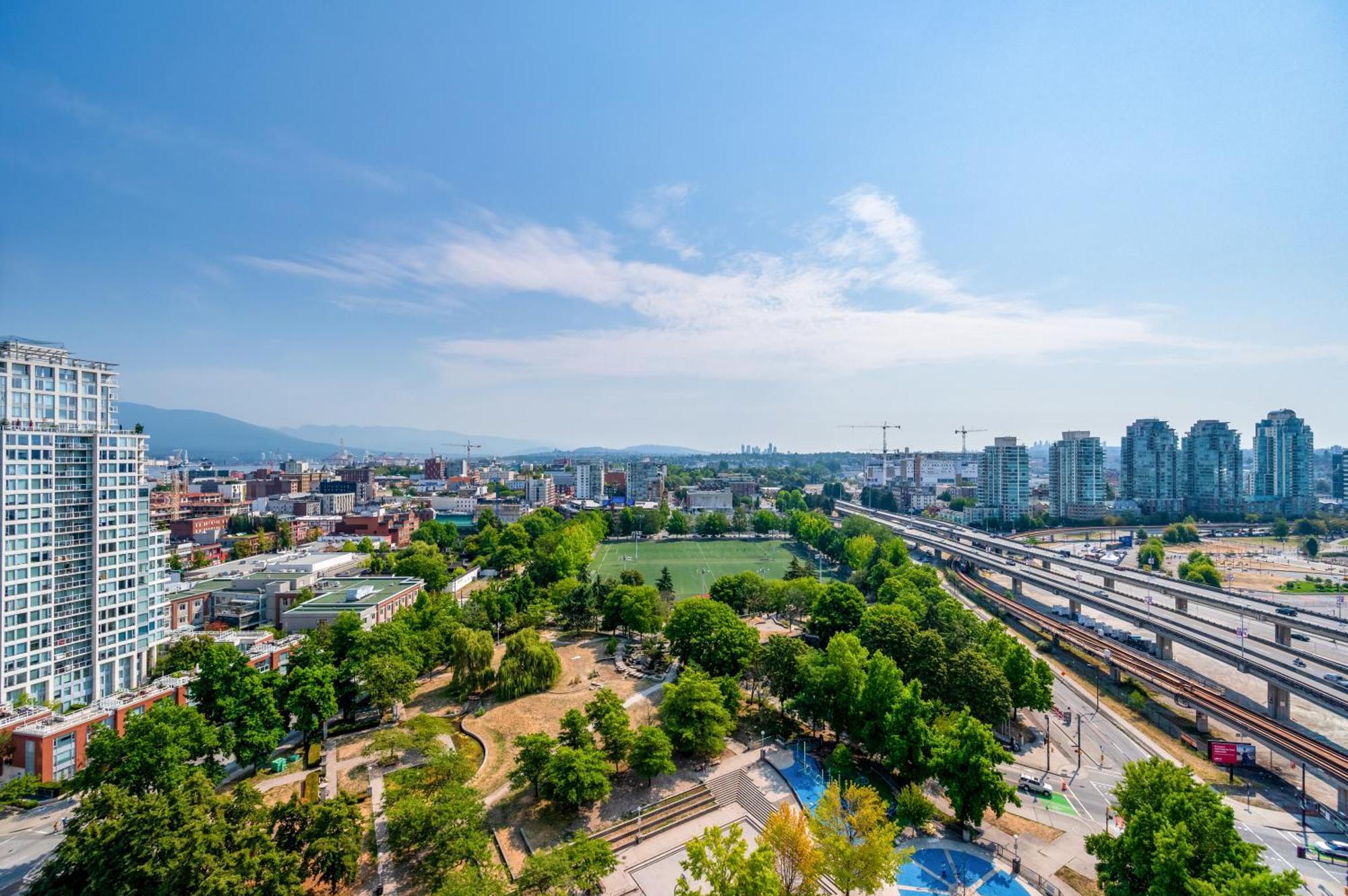 Lovely With Amzaing View Apartment