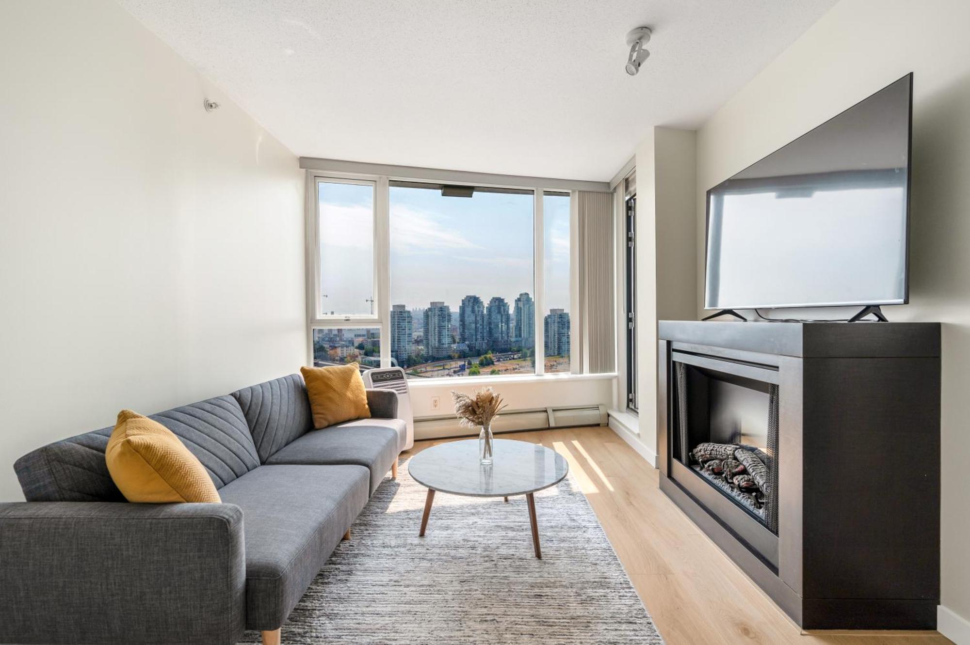 Lovely With Amzaing View Vancouver